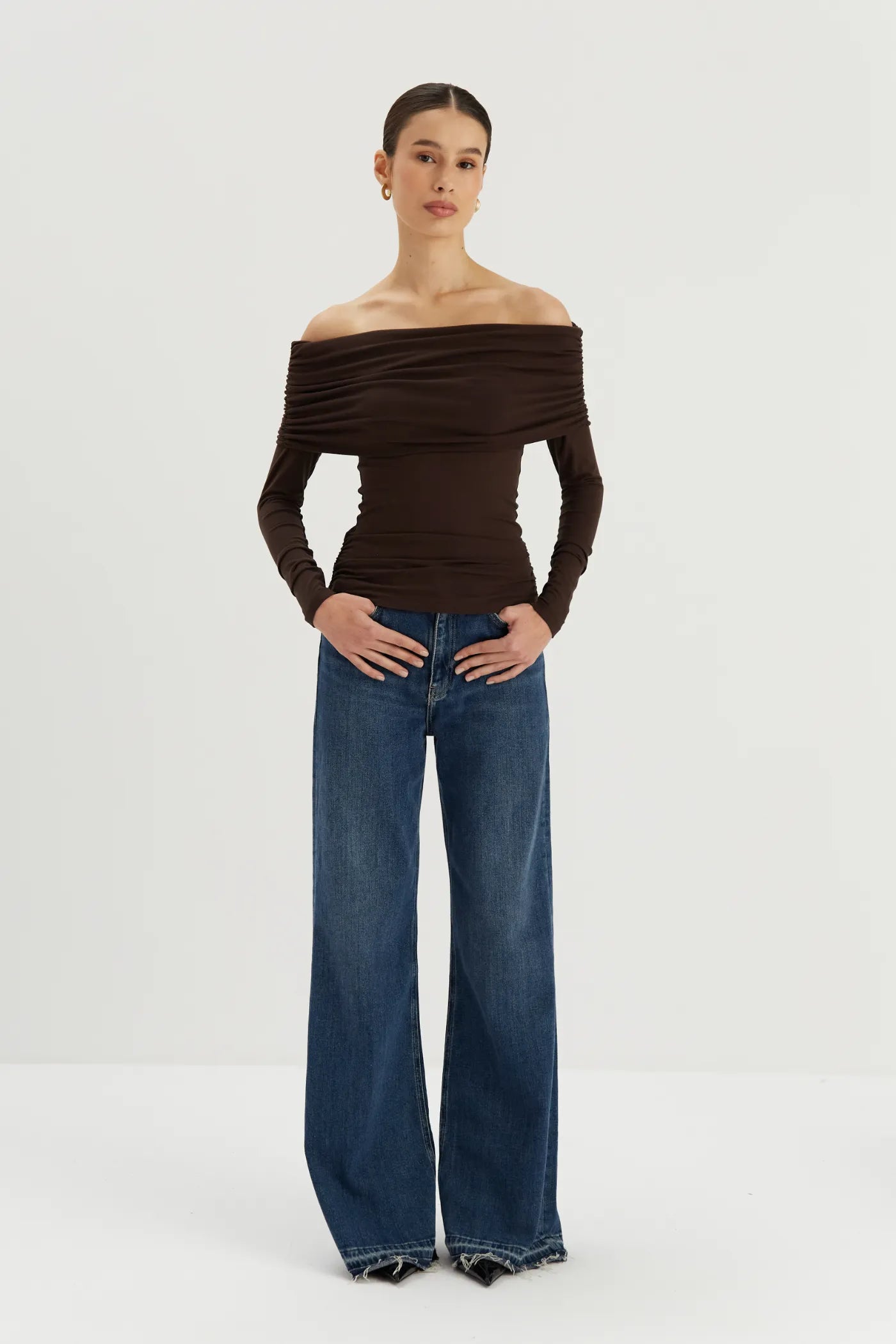 Bluzka z odkrytymi ramionami Leila