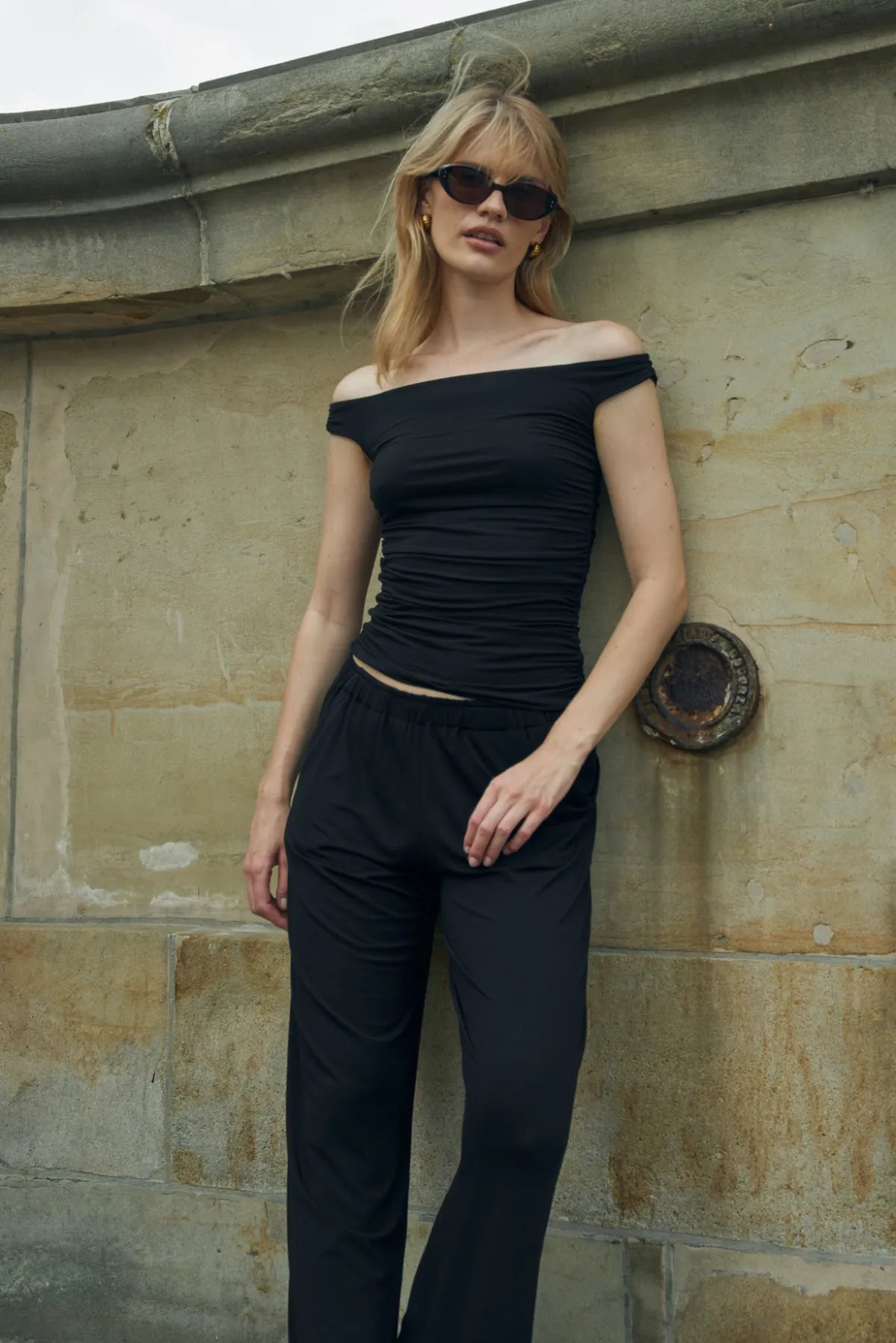 Bluzka z odkrytymi ramionami Katia