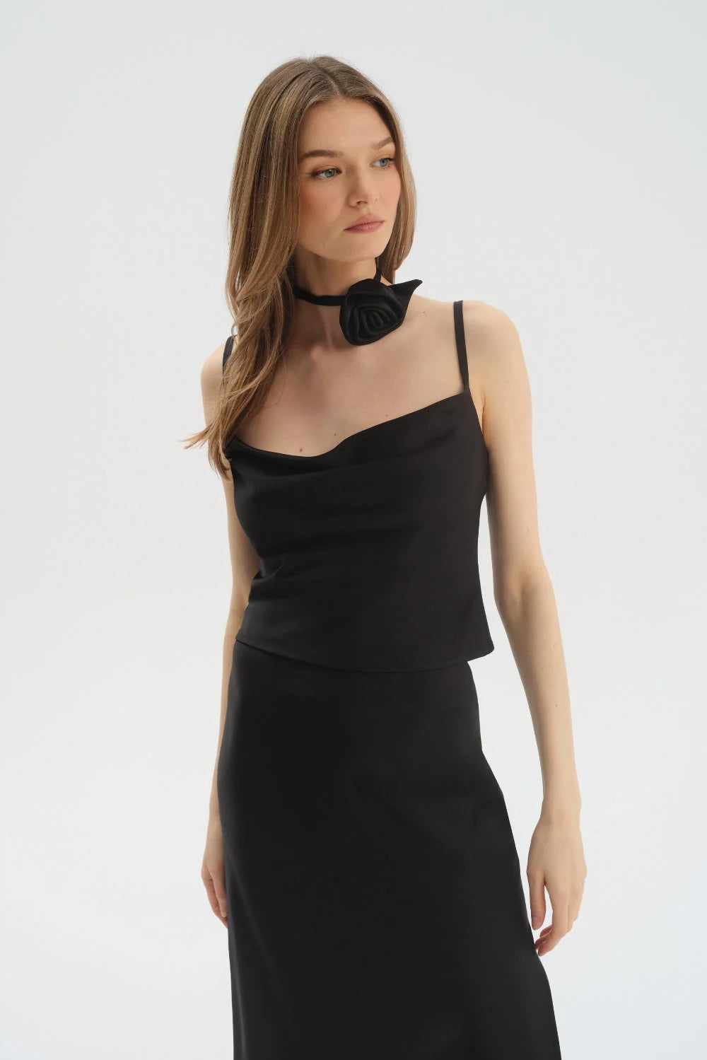 Komplet top ze spódnicą z ozdobną rożą Amelie black