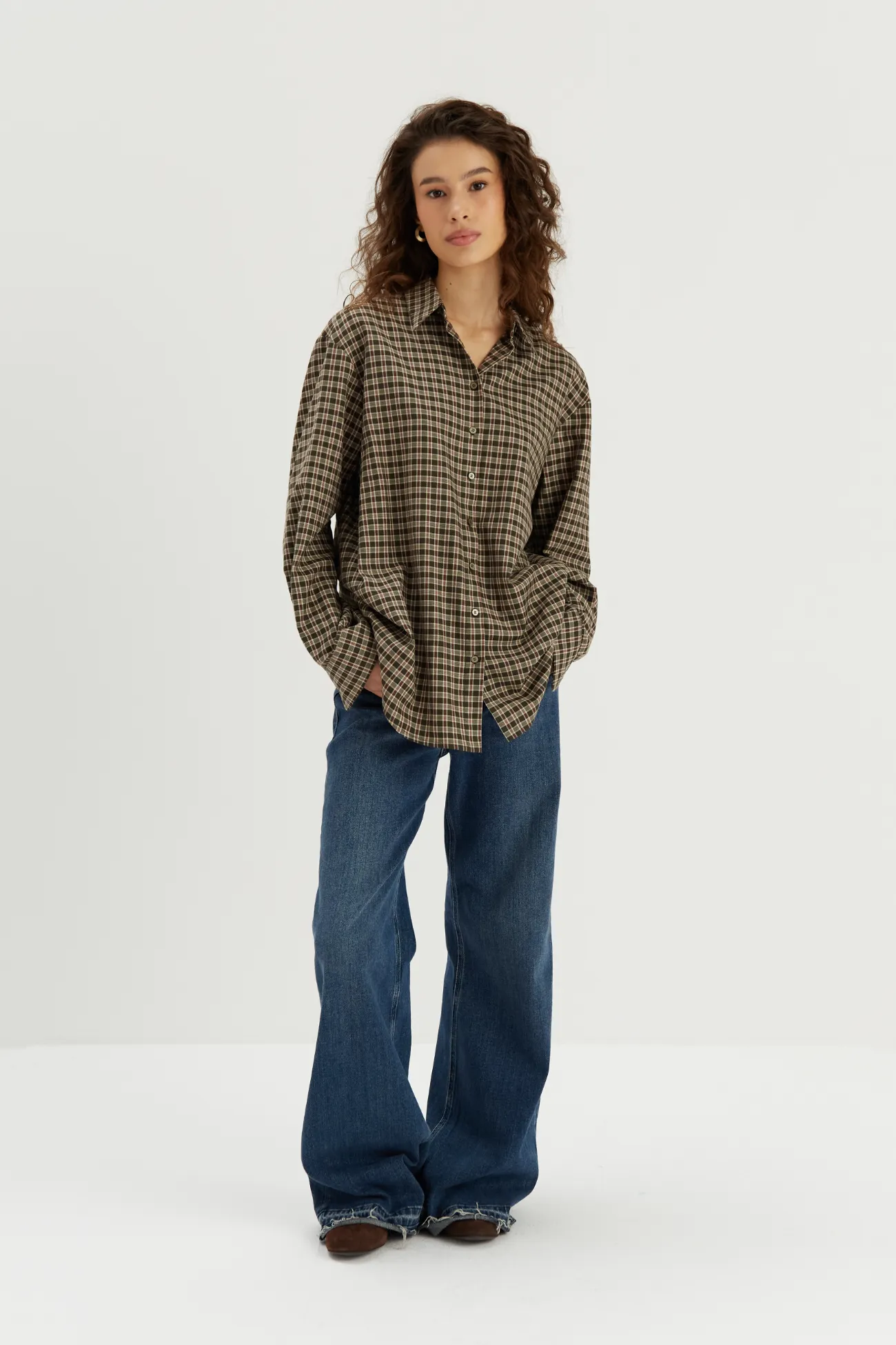 Penelope boyfriend checkered shirt