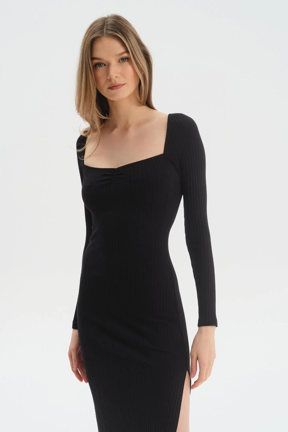 Vero Black Long Sleeve II dress